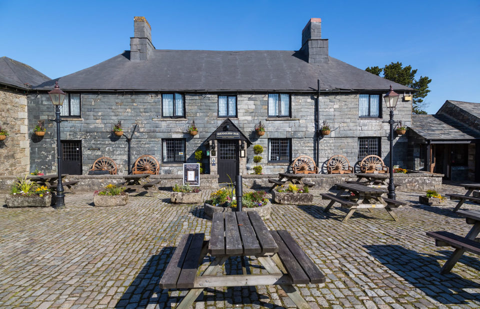 Historic Pubs in England